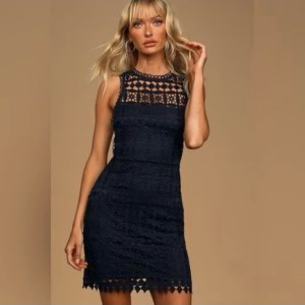 NWOT Lulu’s navy blue crochet lace dress